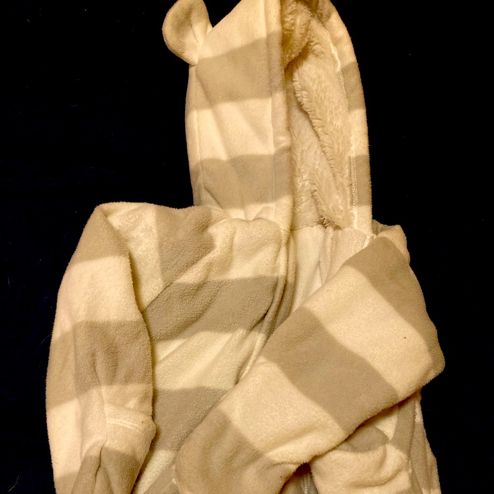 Infant winter body suit for outings.